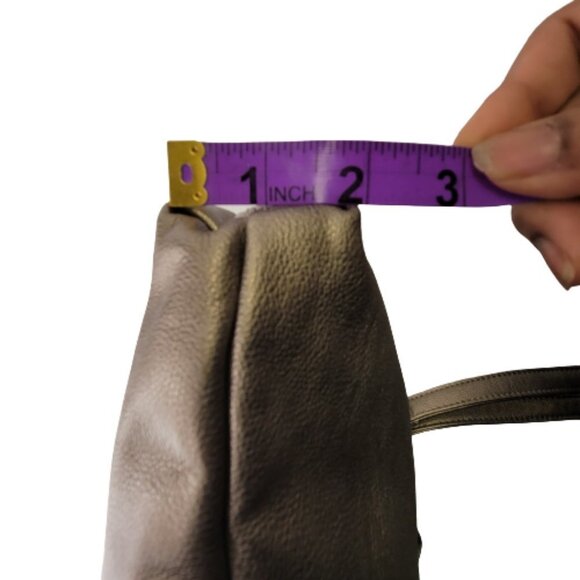 Champagne Taupe Medium Size Crossbody Travel Holiday Cruise Everyday Handbag - Picture 10 of 10